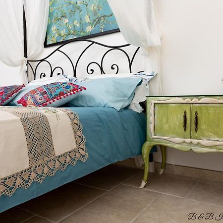 Il Mandorlo Poeta Bed and Breakfast Ostuni Εξωτερικό φωτογραφία
