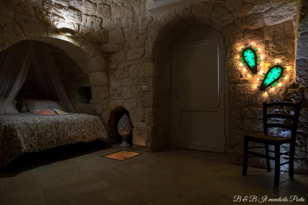 Il Mandorlo Poeta Bed and Breakfast Ostuni Εξωτερικό φωτογραφία