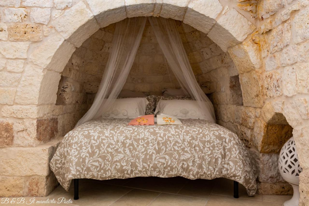 Il Mandorlo Poeta Bed and Breakfast Ostuni Εξωτερικό φωτογραφία
